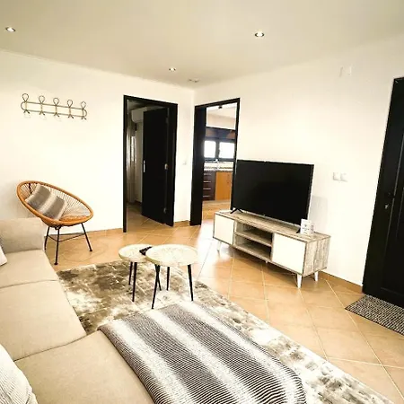 Moinho Do Avo Joao Santa Barbara (Lisbon)